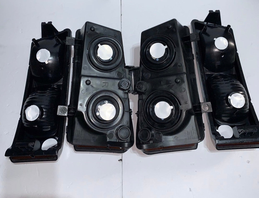 Chevrolet Avalanche 2003-2006 HeadLights Set Pair Black Smoke Color -