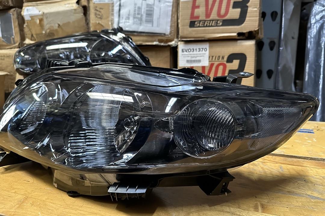 09-10 Toyota Corolla Smoked Lens Headlights