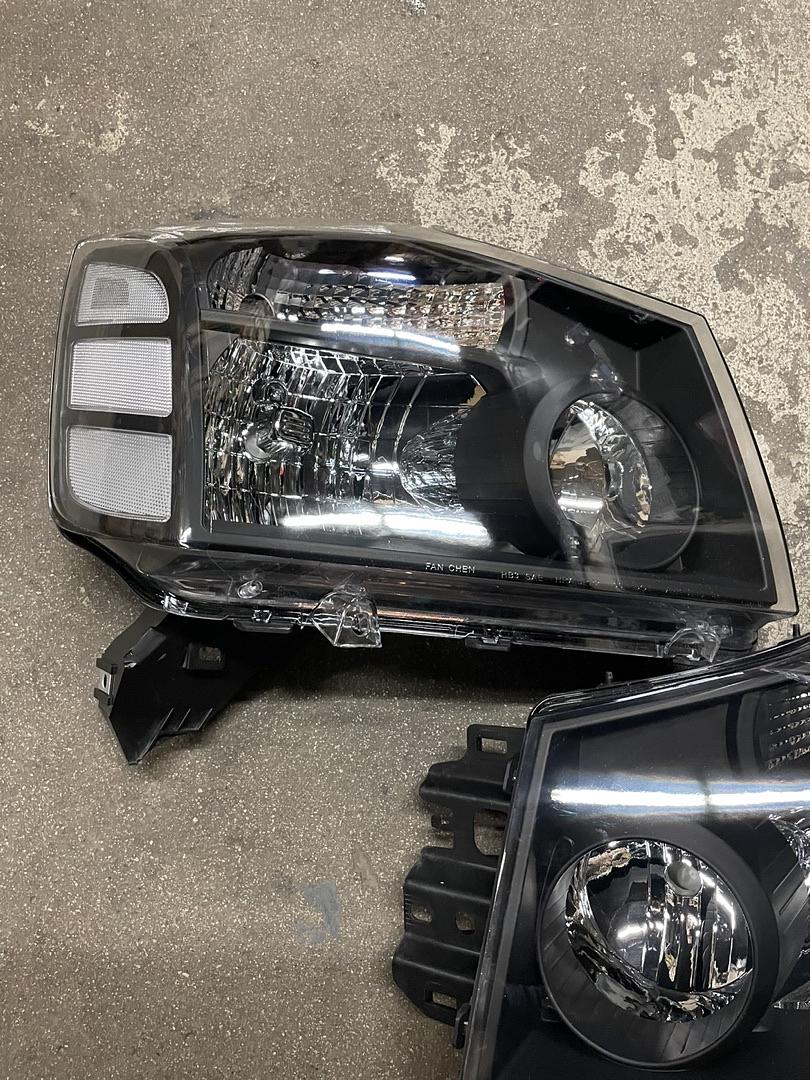 04-15 Nissan Titan Armada