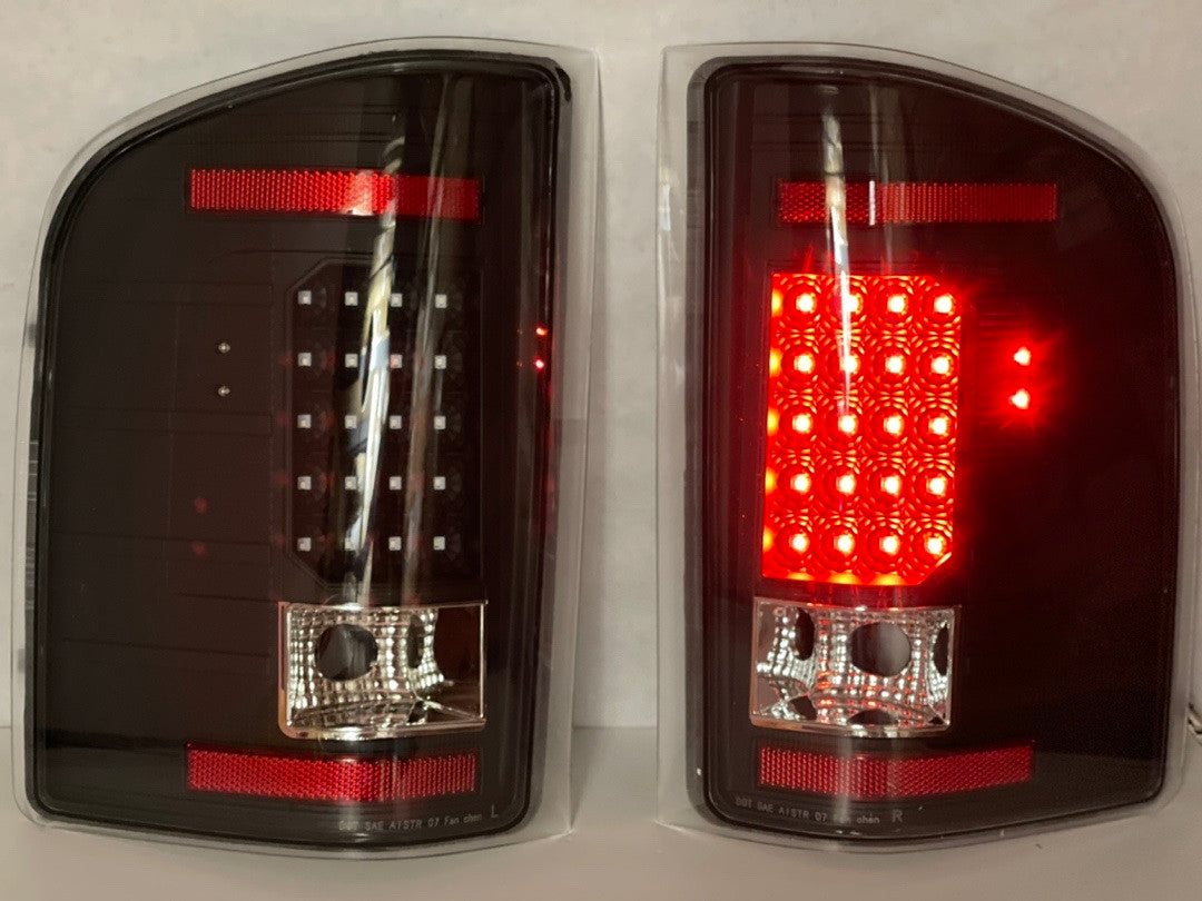 2007 to 2013 Chevrolet Silverado LED Tail Light Luces Micas Calaveras Faros Focos Luz