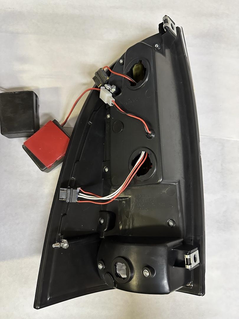 AI TL-TTAC05-LED-BK-CL1 05-15 Toyota Tacoma Black Housing LED Taillight