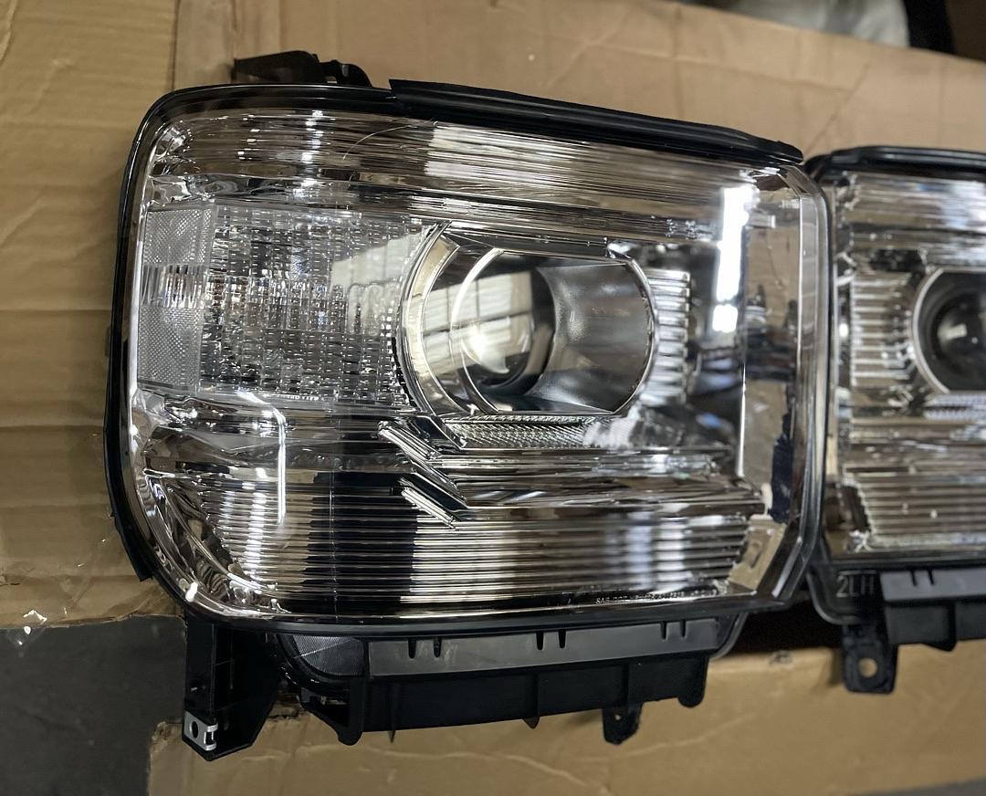 HL-OH-GMCS14-CH-Cl1 14-15 sierra 1500 15- 17 2500HD/3500HD GMC Sierra Chrome Housing Clear Side Projector Headlights Replacement