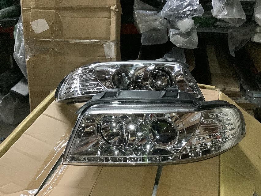 96-01 Audi a4/a4 Quattro Chrome Amber Signal Projector Headlights With LED DRL Replacement