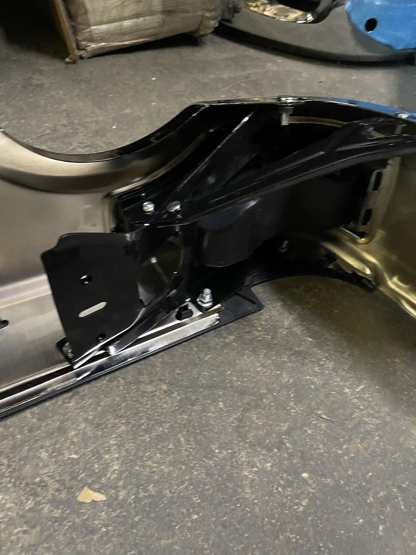 Rear Step Bumper Compatible With Ram 1500 2009-2010/Ram 1500 2011-2018/Ram 1500 Classic 2019-2023/Without Sensor Hole,with Dual Exhaust Cutouts, CH1103118