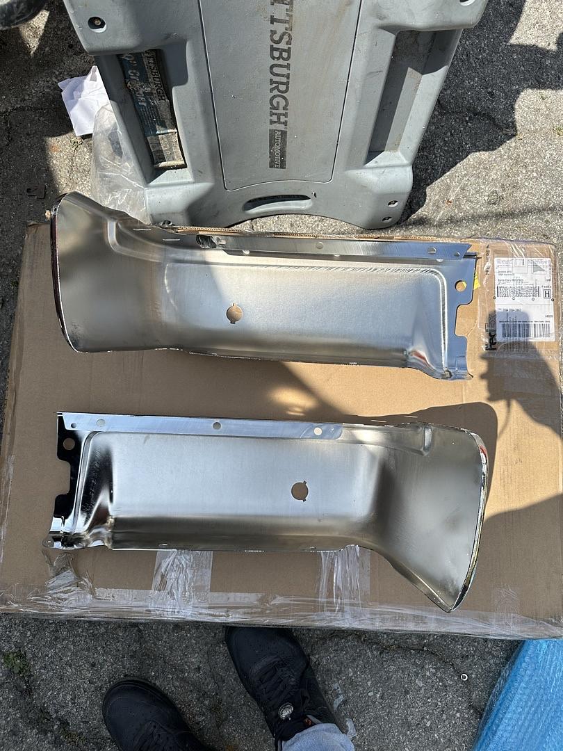 09-14 F150 Fleetside,With Sensor Holes,Chrome Right Rear Bumper End Cap