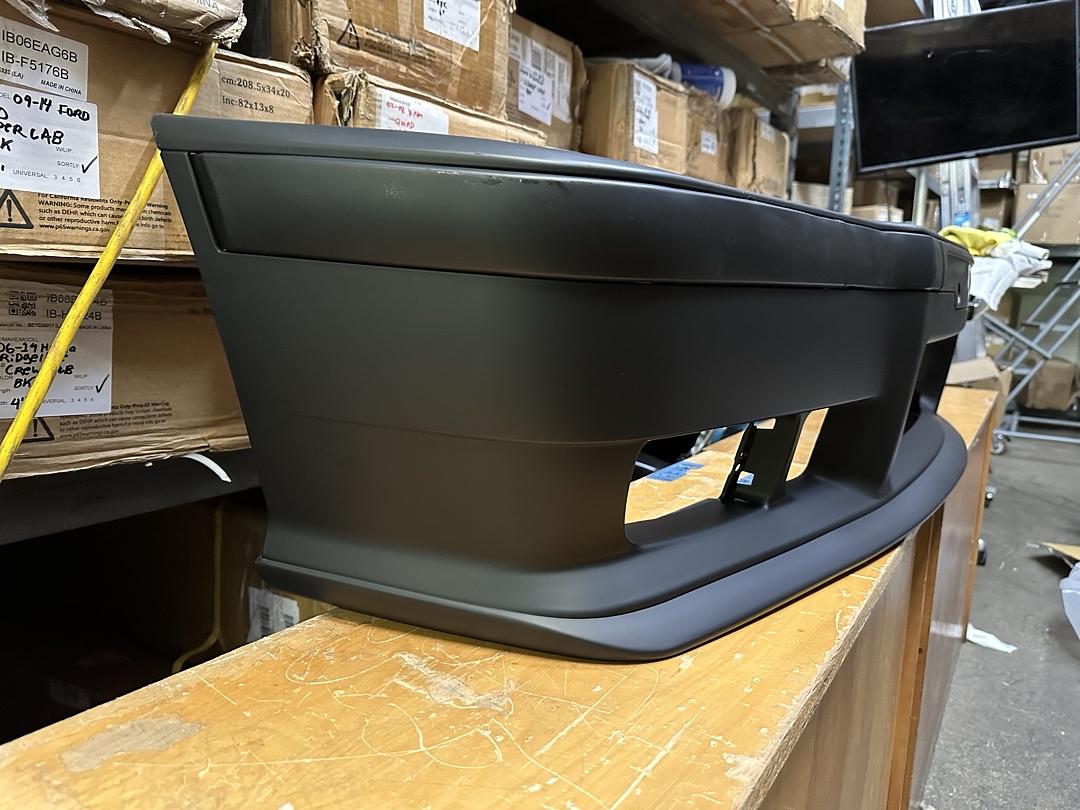 92-99 BMW E36 Front Bumper black m3 style