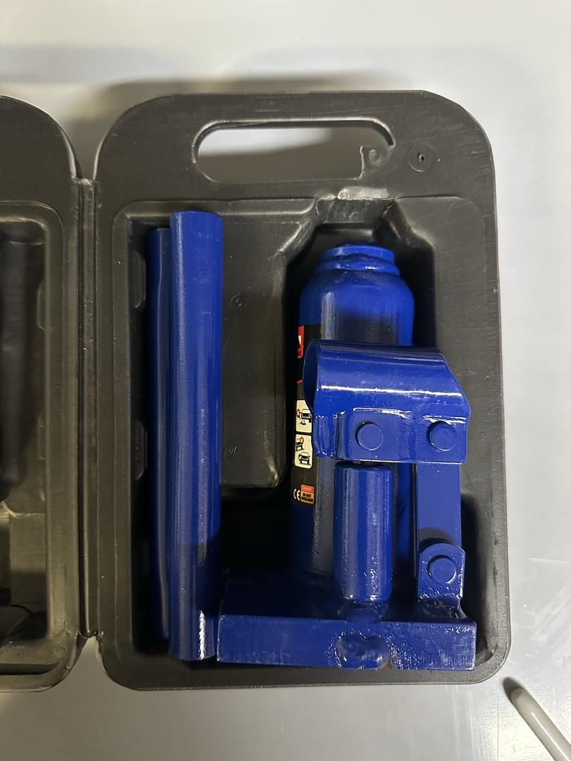 OPEN BOX TOOLS-00347 2 tons / 4409.2 lbs Lifting Automotive Welded Hydraulic Bottle Jack for Repair Vehicle, Pickup, Truck, w/Manual Handle, Blue