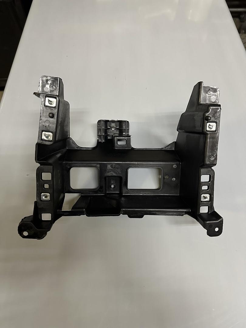 ‚úÖZTL-Y-0300 03-06 Silverado Sierra 1500/2500/2500 HD/3500 OEM Style Double Din Radio Mounting Bracket