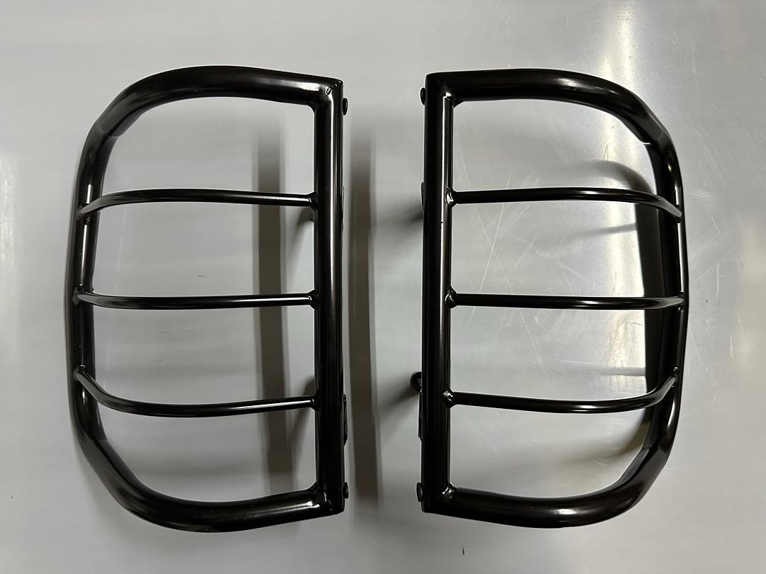 96-04 Nissan Pathfinder R50 Black Coated Steel Tail Light/Lamp Guard+Mounting Kit