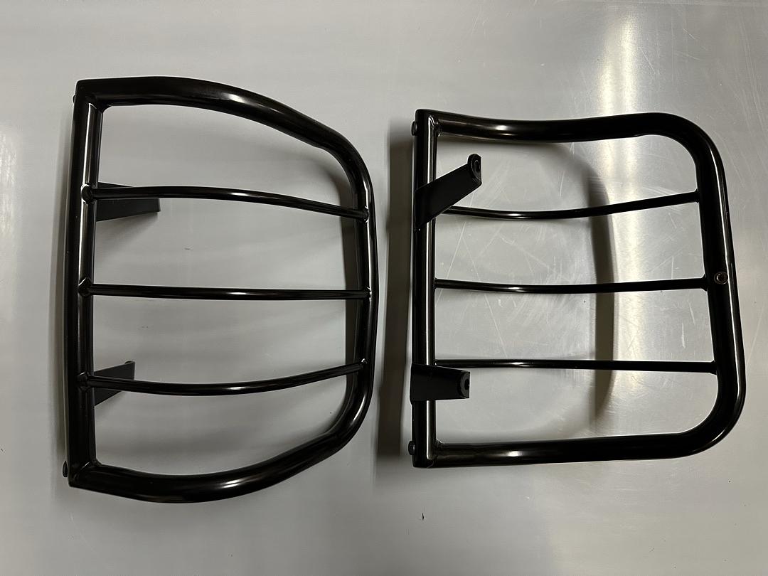96-04 Nissan Pathfinder R50 Black Coated Steel Tail Light/Lamp Guard+Mounting Kit