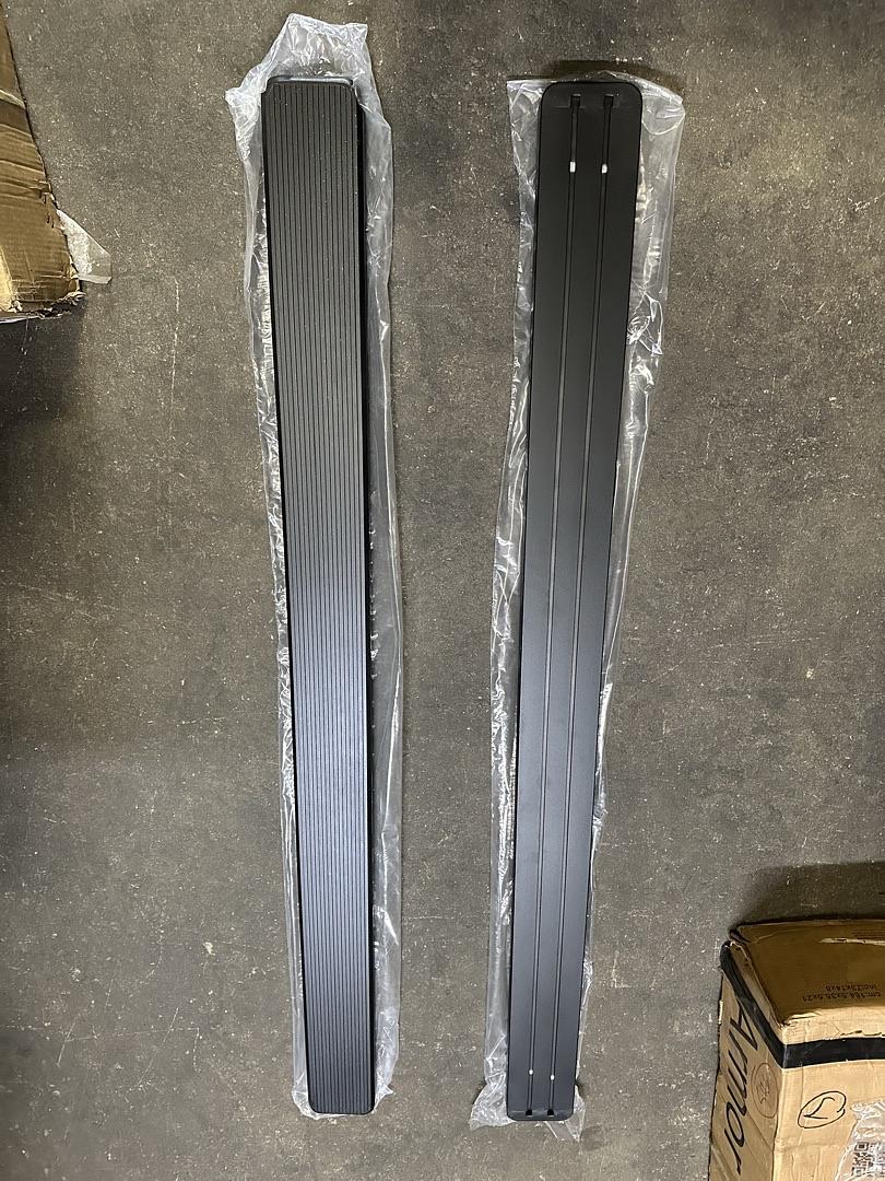 70in Extended cab 5inch black universal boards