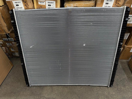 OB-OEM-RA-FL-005 08-11 Freightliner Century Class Columbia Radiator