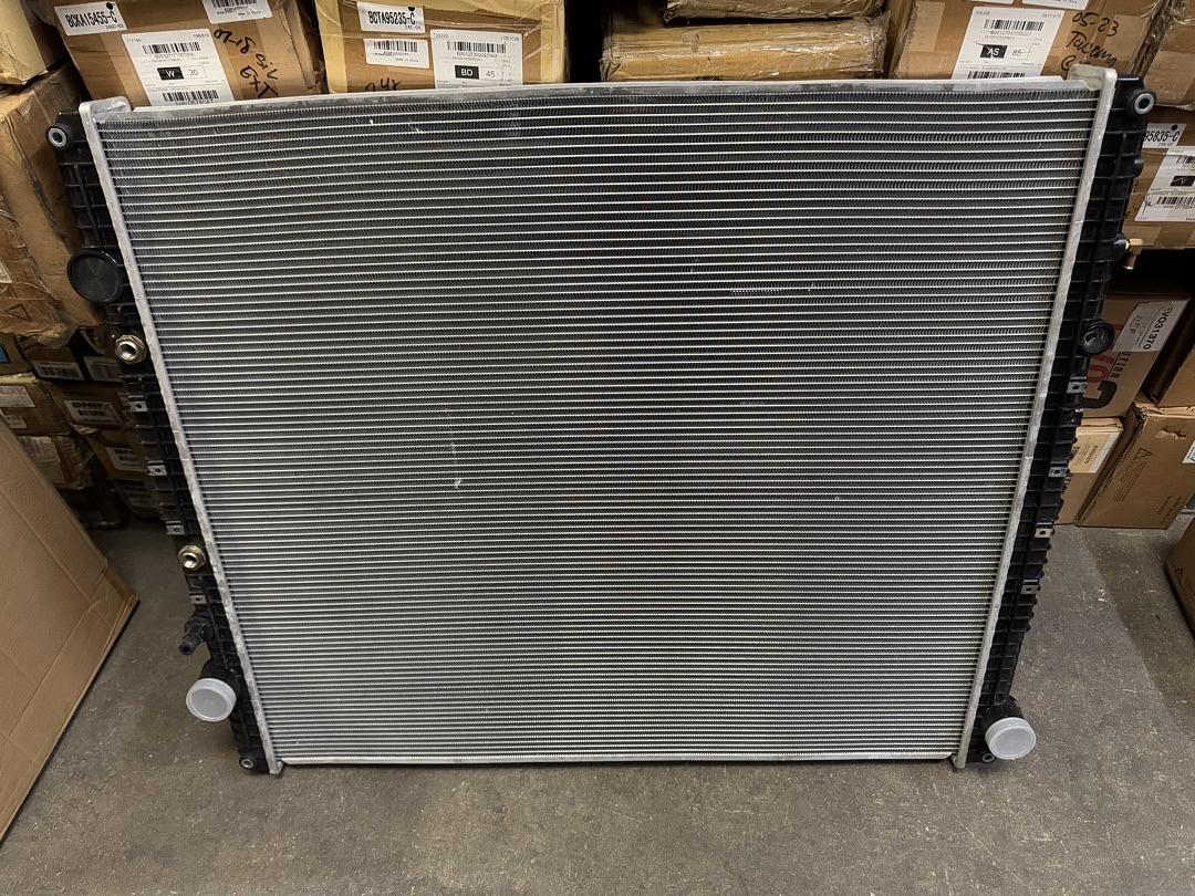 OB-OEM-RA-FL-005 08-11 Freightliner Century Class Columbia Radiator