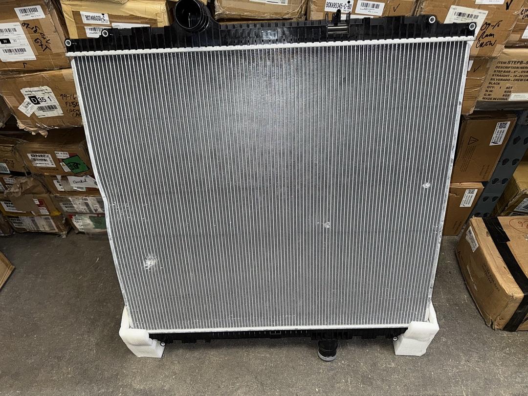 OB-RA-FL-059 11-13 Peterbilt 587 / Kenworth T700 Radiator