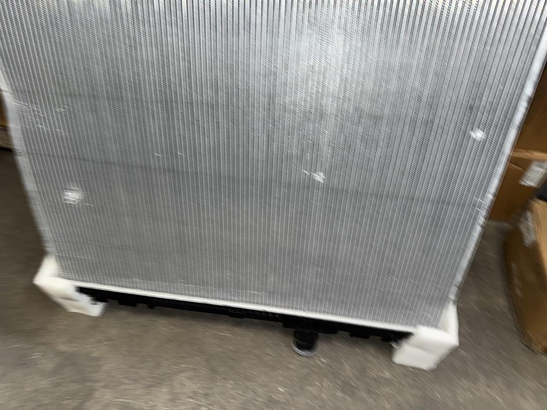 OB-RA-FL-059 11-13 Peterbilt 587 / Kenworth T700 Radiator