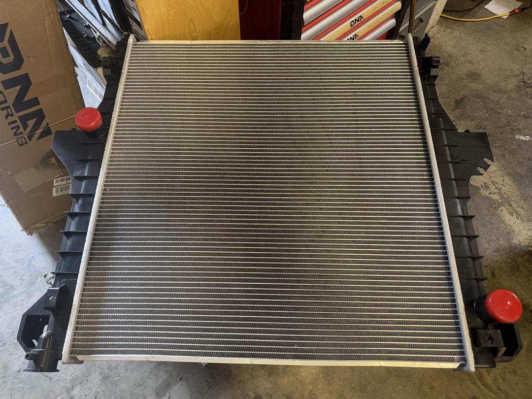 03-09 Ram 2500 3500 5.9 6.7 08-10 Ram 4500 5500 6.7 Fits Models with External Transmission Coolers Radiator