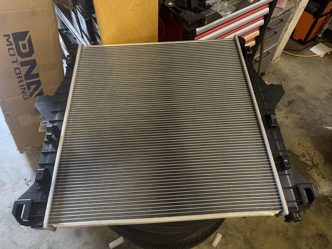03-09 Ram 2500 3500 5.9 6.7 08-10 Ram 4500 5500 6.7 Fits Models with External Transmission Coolers Radiator