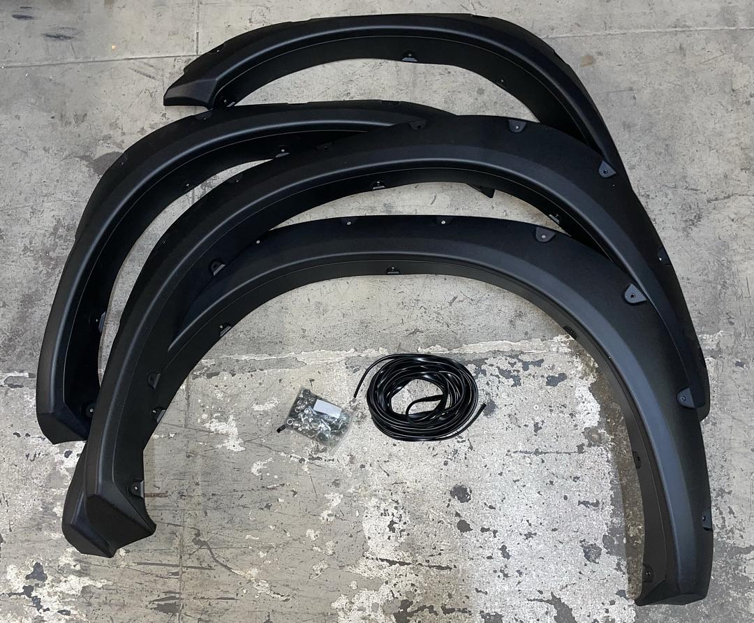 09-18 Dodge Ram 1500 4pc pocket rivets black fender flares