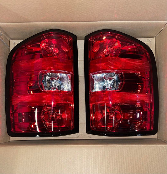07-13 chevy silverado 1500 OEM style red Taillights