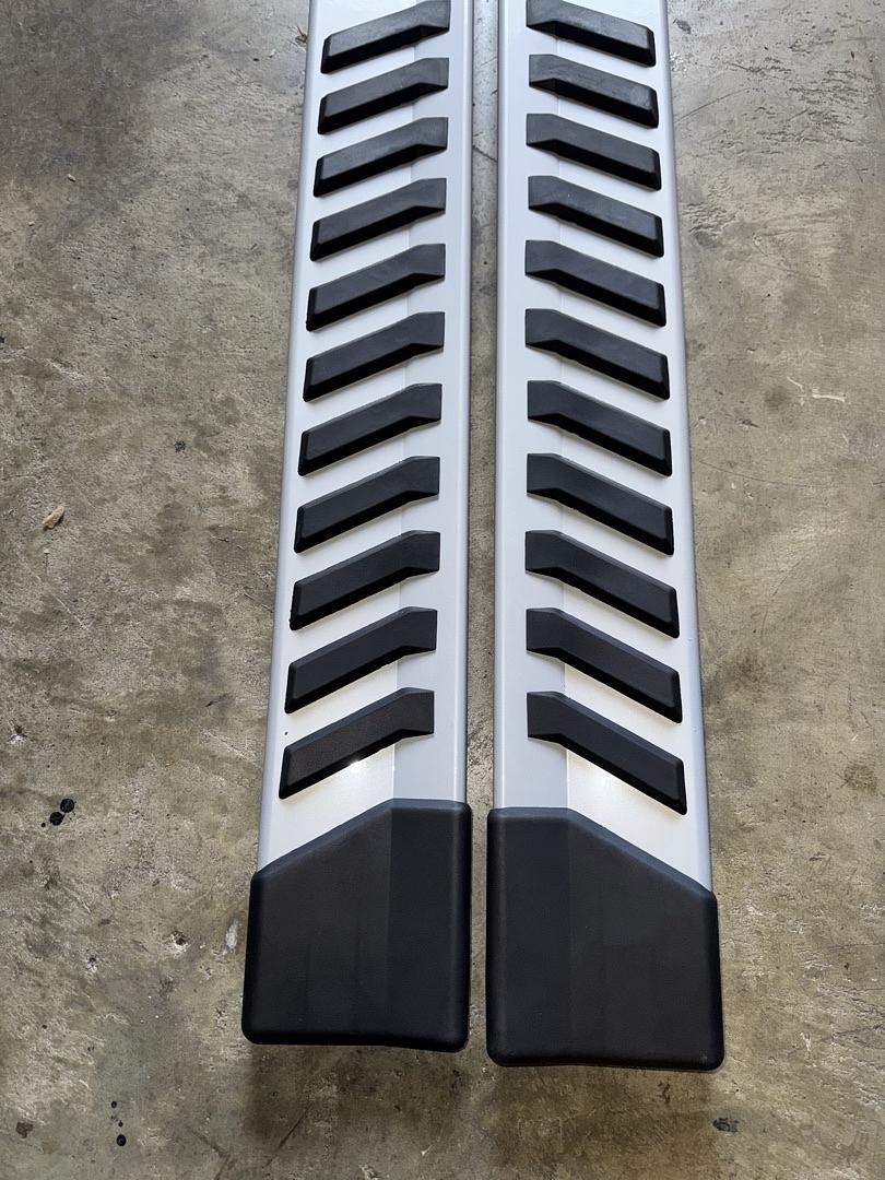 15-25 Ford F-150 17-25 Ford F-250 F-350 F-450 F-550 Crew Cab Running Boards