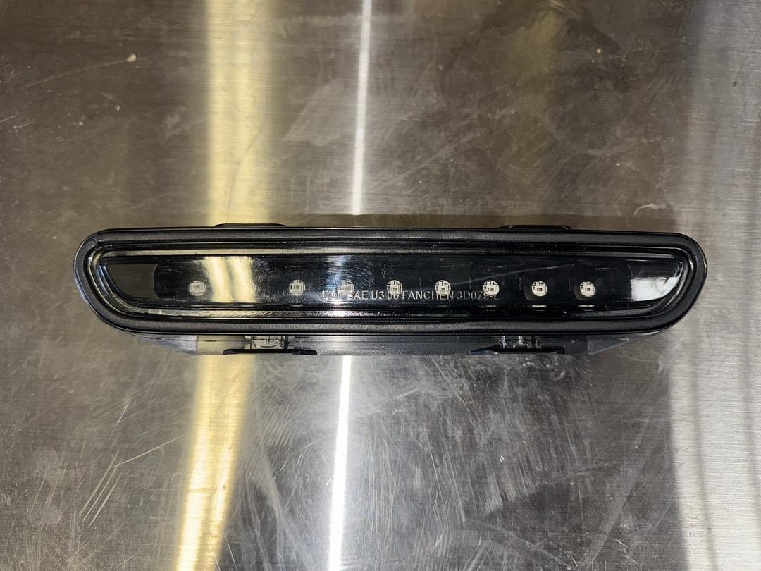 06-10 Dodge Charger Third Brake Light