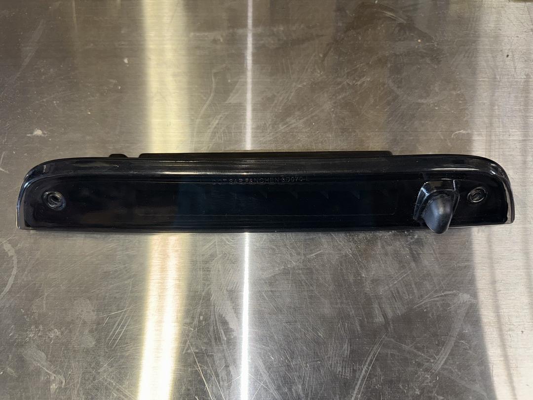 07-17 Jeep Patriot Third Brake Light