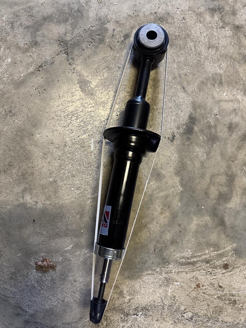 04-08 Ford F150 06-08 Lincoln Mark LT Front Gas Shock Absorber - Black - Stainless Steel