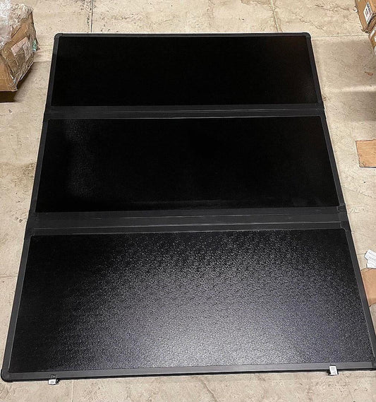97-04 Ford F-150 Heritage 6.5Ft hard trifold