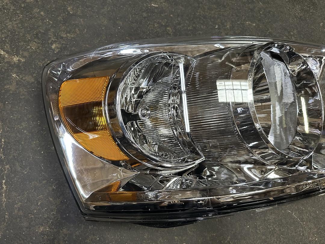 As Is 06-08 Dodge Ram Right Side/ Passenger Side Headlight Chrome Amber