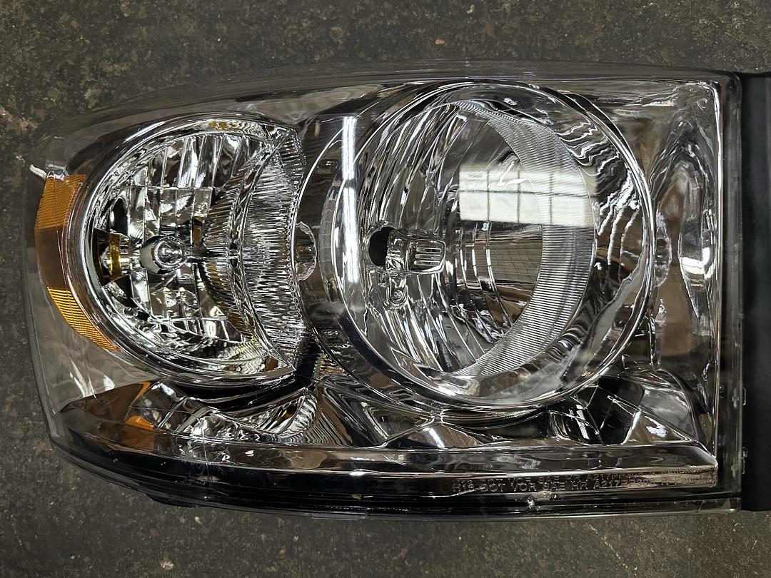As Is 06-08 Dodge Ram Right Side/ Passenger Side Headlight Chrome Amber