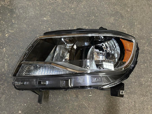 As Is OEM-HL-0055-L 15-20 Chevy Colorado Left Side/ Driver Side Headlights Black Amber