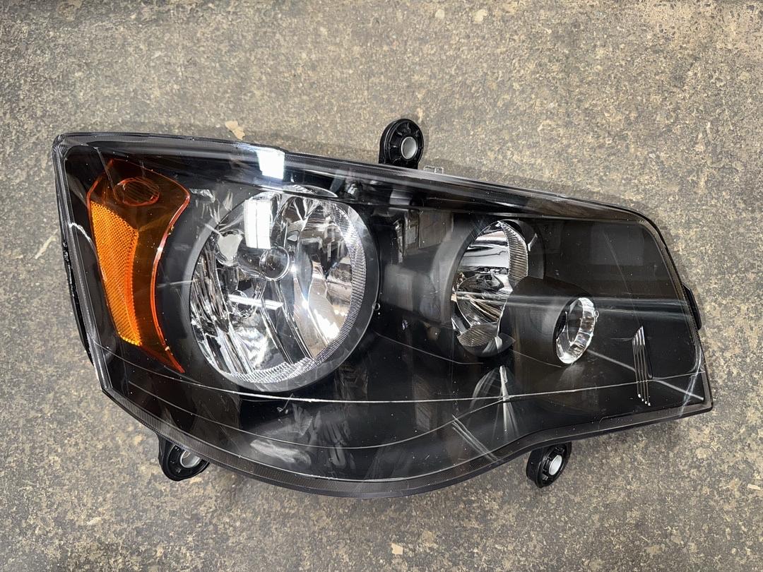 R-HL-OH-012-BK-AM 08-16 CHRYSLER & COUNTRY Passenger Right Side Headlight