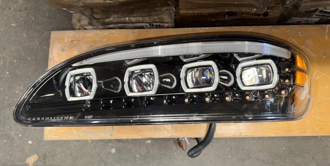 99-20 Peterbilt 325-387 driver right side Headlight