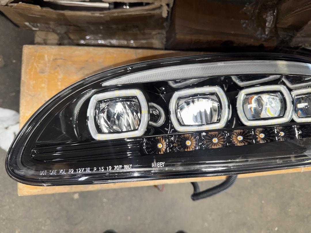 99-20 Peterbilt 325-387 driver right side Headlight