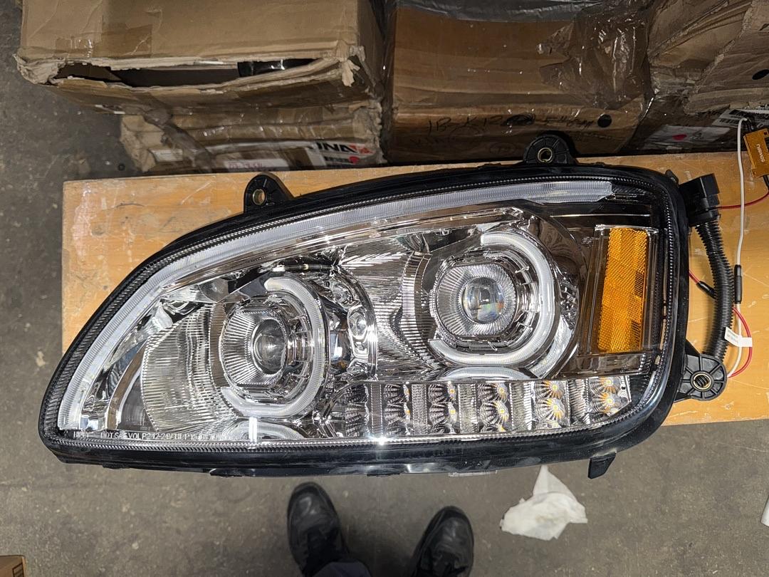 08-19 Kenworth T170 T270 T370 T660 T700 Driver Left Side Headlight
