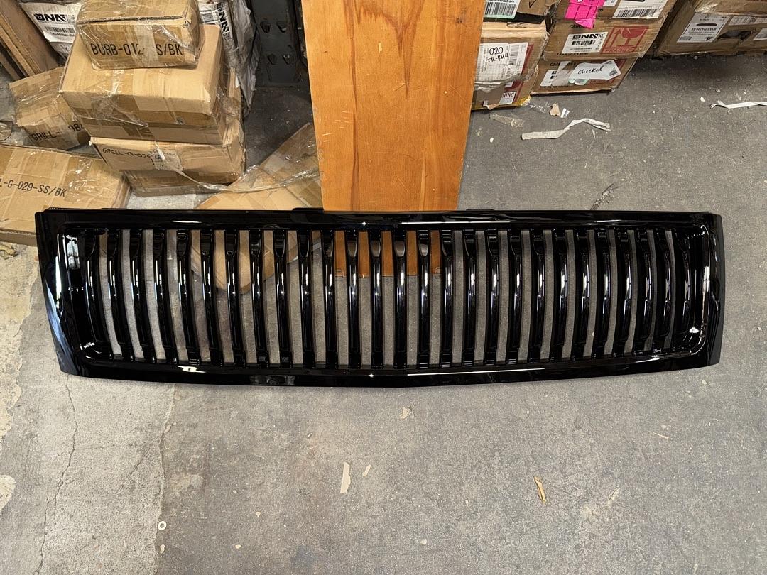 07-13 Chevy Silverado Glossy Front Bumper Grille Grill