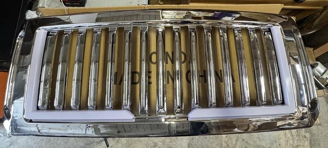 05-07 Ford F-250 F-350 F-450 Front bumper Grille Grill