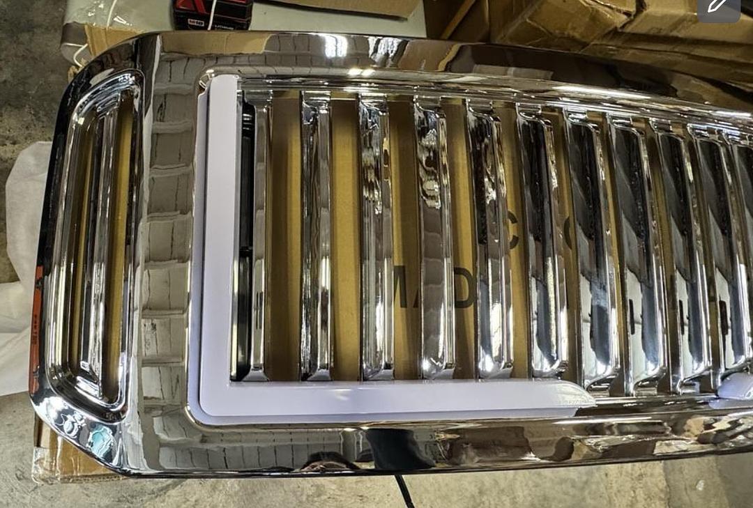 05-07 Ford F-250 F-350 F-450 Front bumper Grille Grill