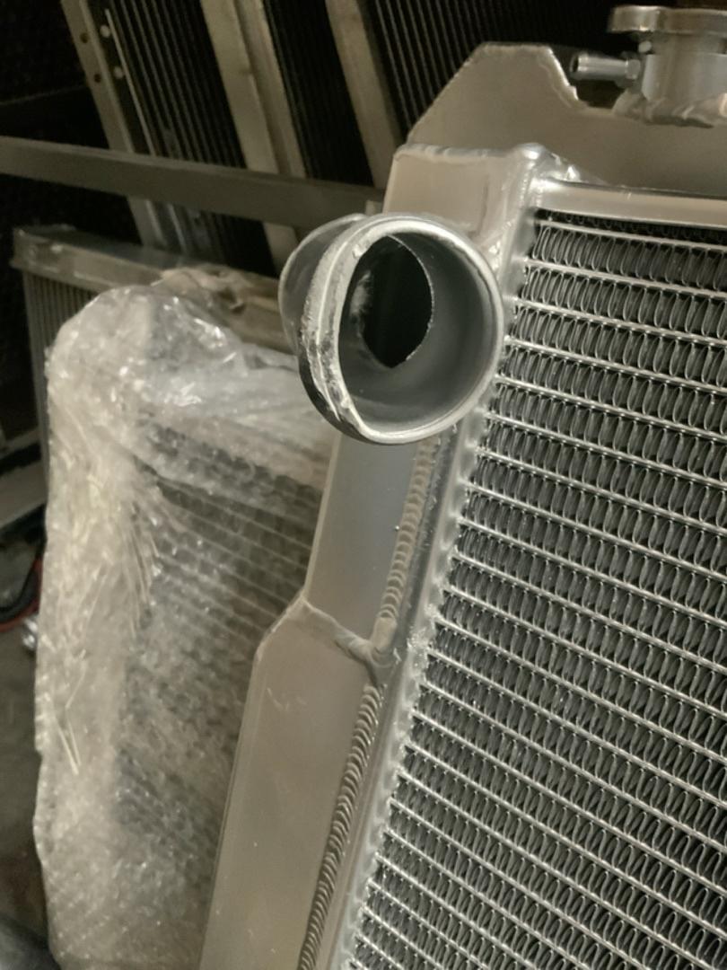 72-78 Jeep CJ5 76-86 Jeep CJ7 3.8L 4.2L 5.0L 73-75 Jeep CJ6 all models 3-row core full aluminum radiator