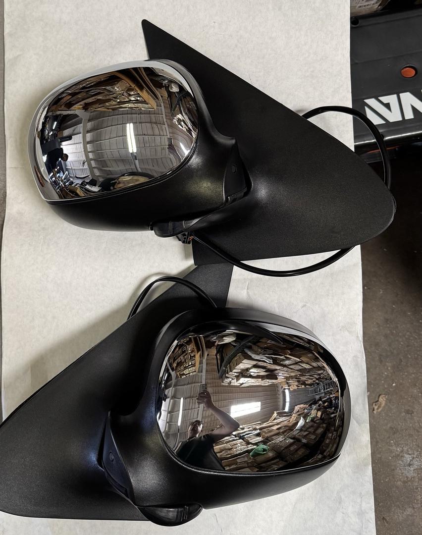 + FO1321159 Factory Style Powered+Heated Left Side Door Mirror