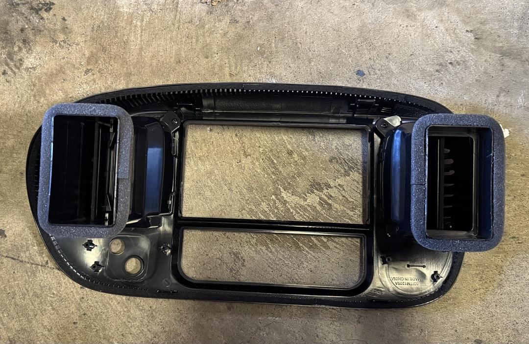 OE Style Dash Panel Bezel Compatible with 97-03 Ford F150 / 04 F150 Heritage / 97-02 Expedition 2WD, Black, ZTL-Y-0305-BK