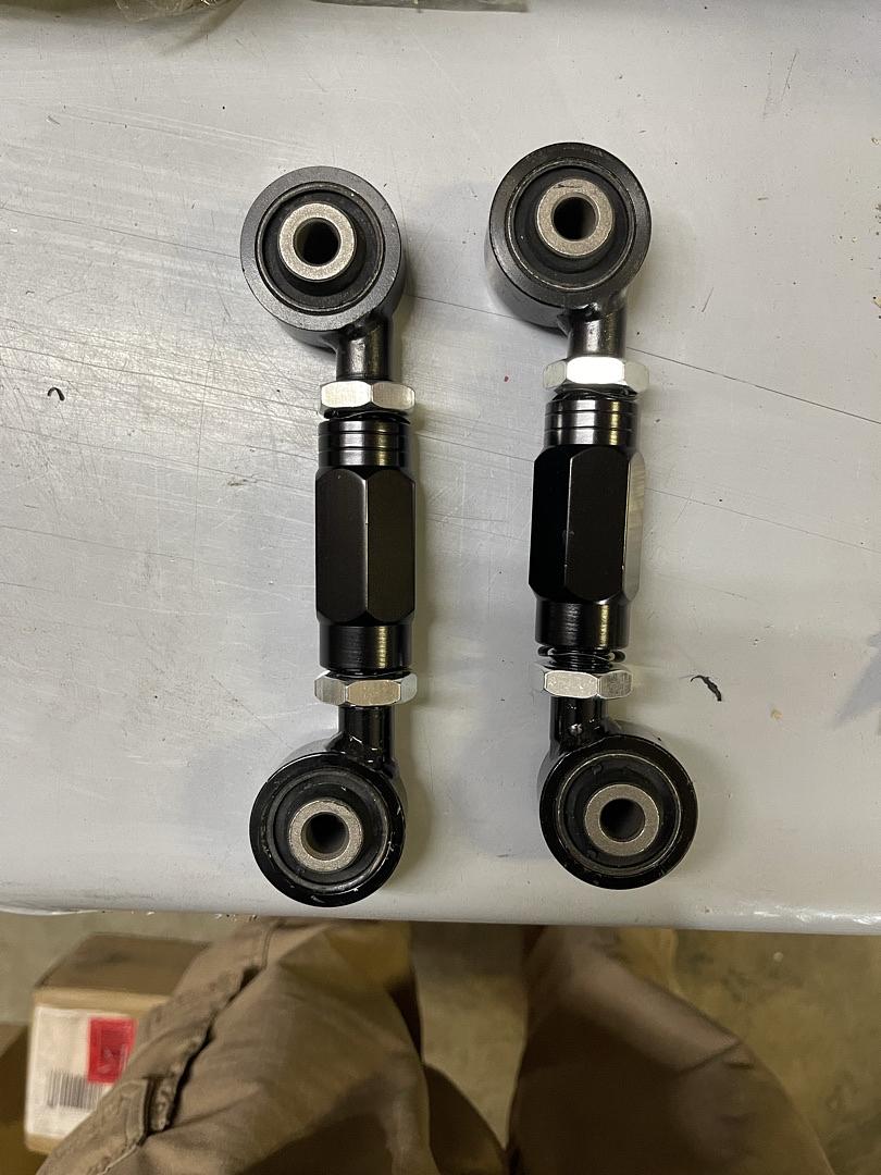 TOE-R-HC88-T111-BK