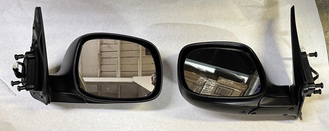 2005 to 2006 Toyota Tundra chrome espejo retrovisor chrome Cromados