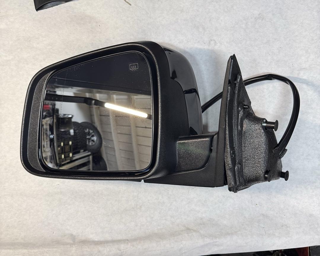 Powered Heat Left Side Door View Mirror w/Turn Signal & Aspherical Glass Compatible with 2014-2021 Grand Cherokee