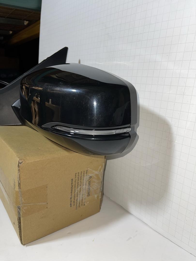 Driver Side Power / Heat / Signal Mirror for Honda Accord Sedan for 2013 to 2017