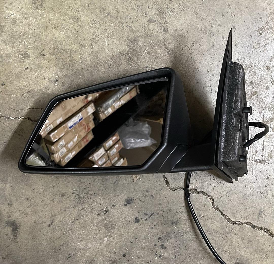 2009-2016 Door Mirror Driver Side | Power | Non-Heated Manual Folding | Textured Black | Replacement For 23453775 | GM1320388