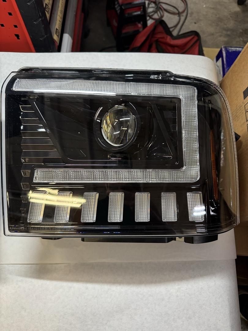 500% Brighter LED Projector Sequential LED DRL Headlight Assembly Fit for 2005 2006 2007 05 06 07 Ford F250 F350 F450 F550 Super Duty/2005 Ford Excursion Black Housing Amber Reflector