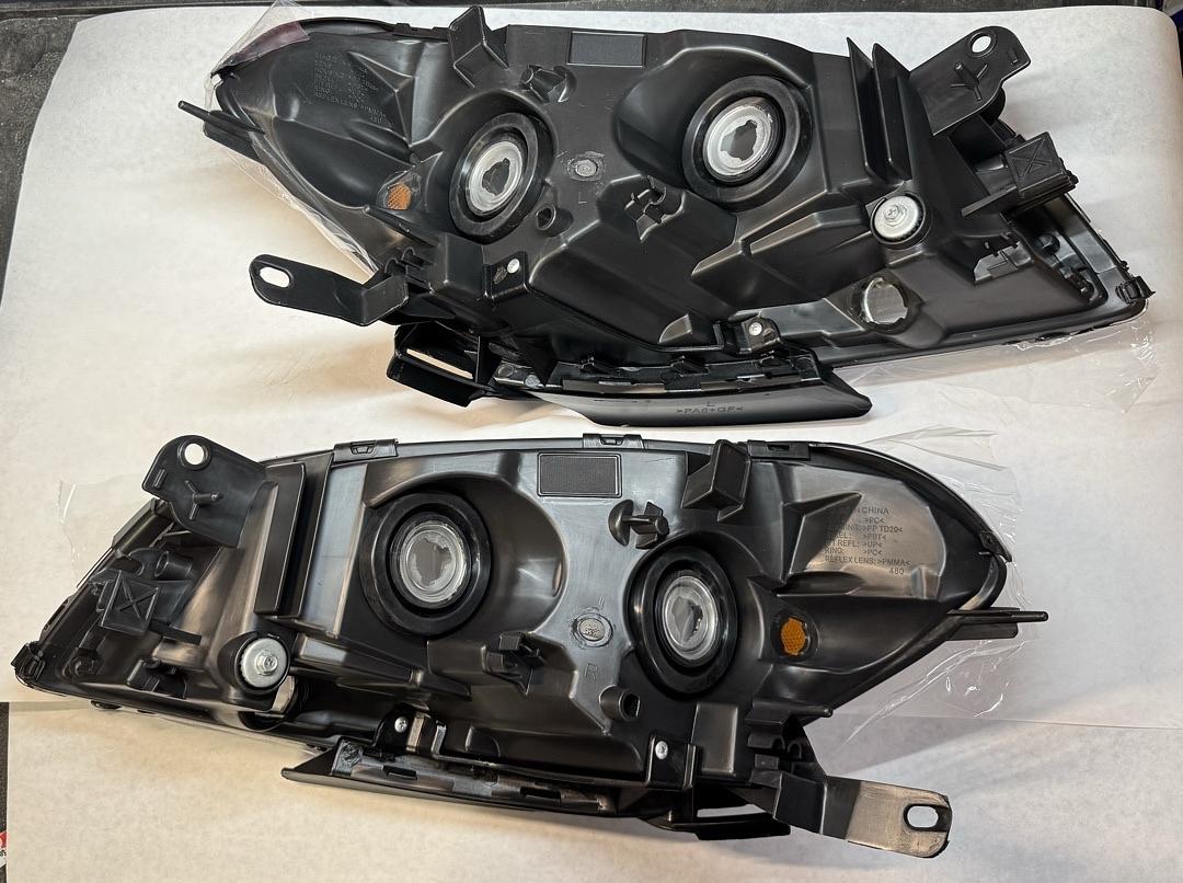 08-12 Chevy Malibu 2008 2009 2010 2011 2012 Chevy Malibu 08 09 10 11 12 Chevy Malibu Headlamp Replacement Left Side And Right Side (Chrome Housing Amber Reflector