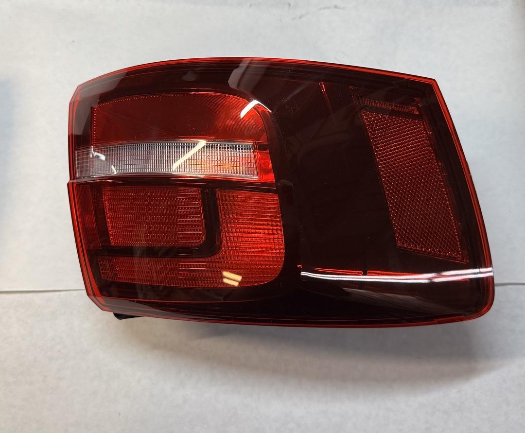 2015 2016 2017 2018 Volkswagen Jetta 15 16 17 18 Jetta Taillamp Replacement Driver and Passenger Side