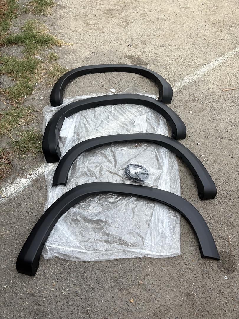 19-23 Chevy Silverado 1500 Matte Black Fender Flares